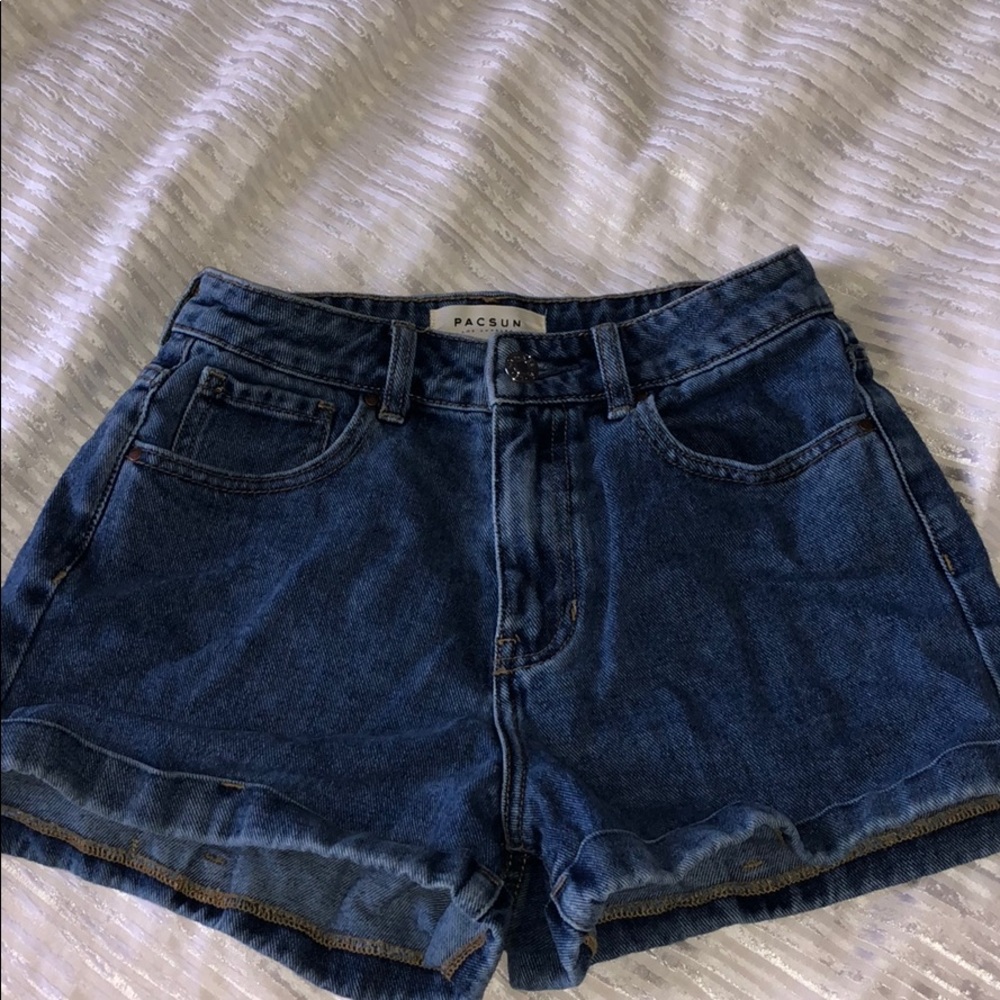 Pacsun Mom Shorts Dark Wash (never worn)